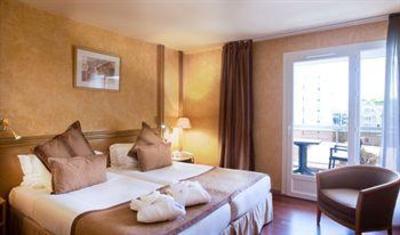 фото отеля Grand Hotel Mercure Croisette Beach Hotel