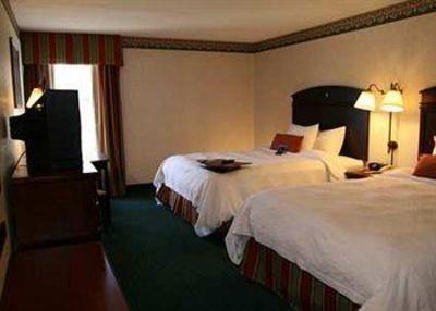 фото отеля Hampton Inn Sturbridge