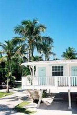 фото отеля Pines and Palms Resort