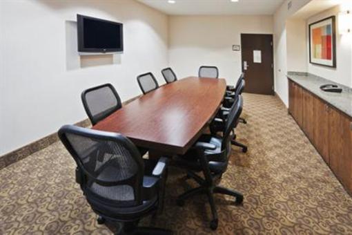 фото отеля Staybridge Suites Plano - Richardson Area