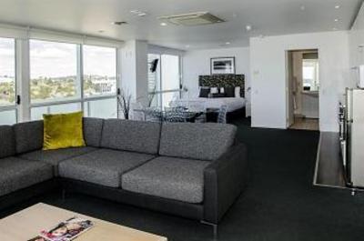 фото отеля The Quadrant Hotel Auckland