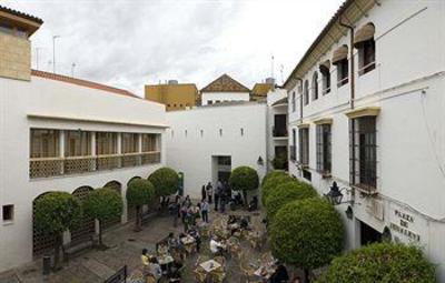 фото отеля Albergue Inturjoven de la Creatividad Cordoba