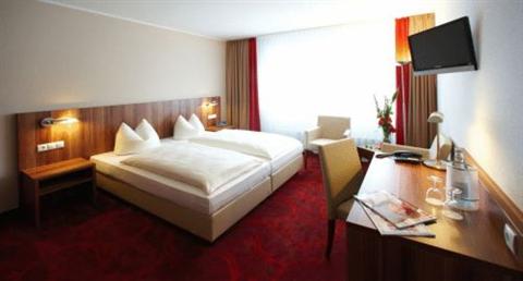 фото отеля Hotel Ebertor Boppard