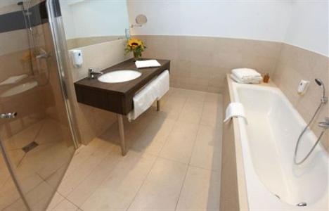 фото отеля Hotel Ebertor Boppard