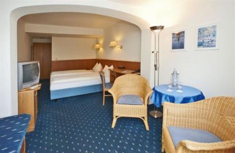 фото отеля Hotel Ebertor Boppard