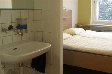 фото отеля YMCA Hostel Basel