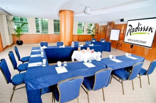 фото отеля Radisson Hotel And Suites Sydney