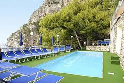 фото отеля Hotel Weber Ambassador Capri