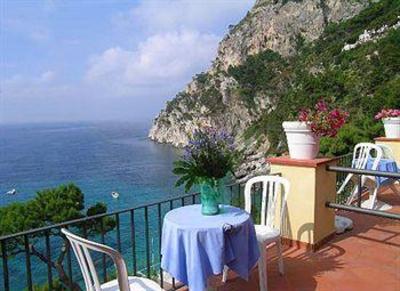 фото отеля Hotel Weber Ambassador Capri