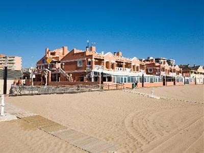 фото отеля Lloyds Beach Club Hotel Torrevieja