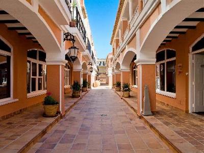 фото отеля Lloyds Beach Club Hotel Torrevieja