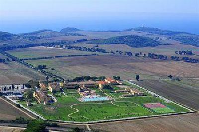 фото отеля Poggio All'agnello Country & Beach Residential Resort