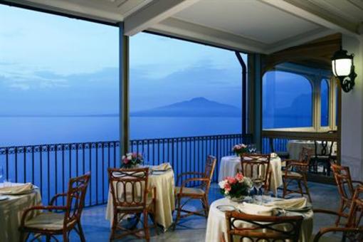фото отеля Grand Hotel Ambasciatori Sorrento