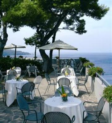фото отеля Grand Hotel Ambasciatori Sorrento