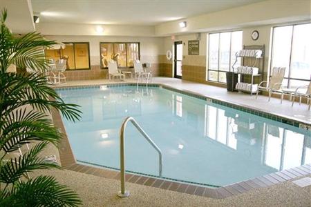 фото отеля Hampton Inn Waterloo