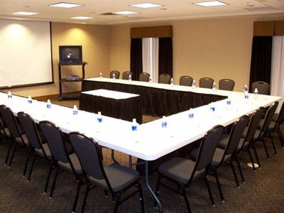 фото отеля Hampton Inn Waterloo