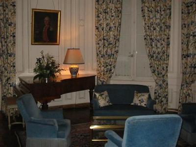 фото отеля Chateau De Locguenole Hennebont