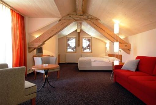 фото отеля Hotel Schweizerhaus & Postli