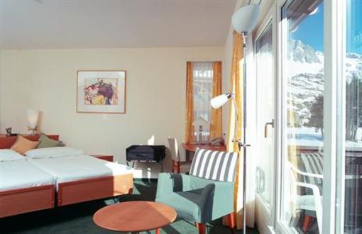 фото отеля Hotel Schweizerhaus & Postli