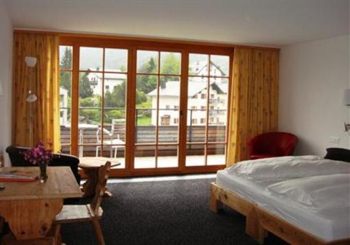 фото отеля Hotel Schweizerhaus & Postli