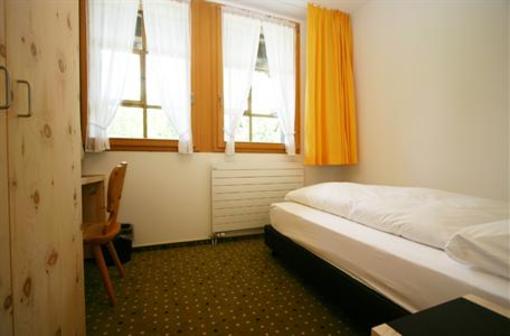 фото отеля Hotel Schweizerhaus & Postli