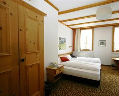 фото отеля Hotel Schweizerhaus & Postli