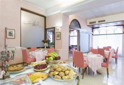 фото отеля BEST WESTERN Hotel San Giusto