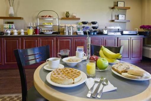 фото отеля BEST WESTERN Plus Plaza by the Green