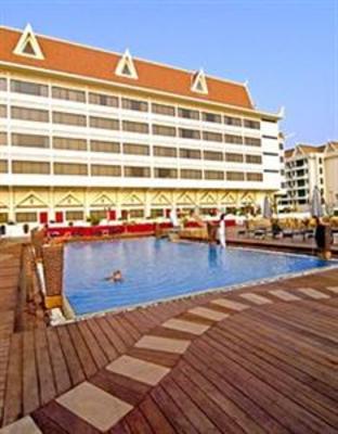 фото отеля Cambodiana Hotel