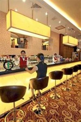 фото отеля Cambodiana Hotel