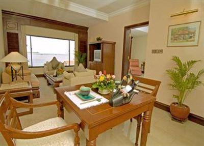 фото отеля Cambodiana Hotel