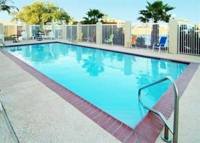 фото отеля Comfort Suites New Orleans
