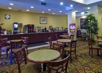 фото отеля Comfort Suites New Orleans