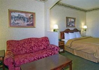 фото отеля Comfort Suites New Orleans