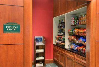 фото отеля Hilton Garden Inn Evanston