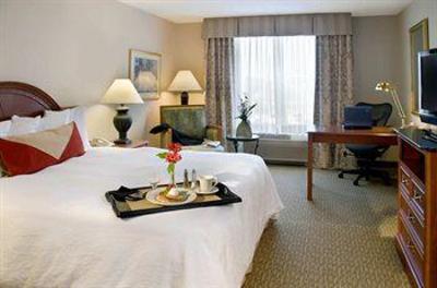 фото отеля Hilton Garden Inn Evanston