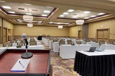 фото отеля Hilton Garden Inn Evanston