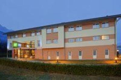 фото отеля Express By Holiday Inn Grenoble Bernin