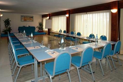 фото отеля Grand Hotel Continental Tirrenia Pisa