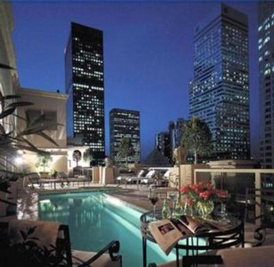 фото отеля Hilton Checkers Hotel Los Angeles