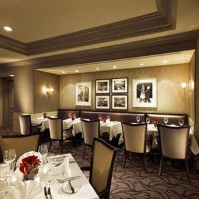 фото отеля Hilton Checkers Hotel Los Angeles
