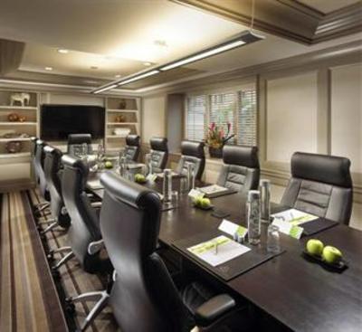 фото отеля Hilton Checkers Hotel Los Angeles