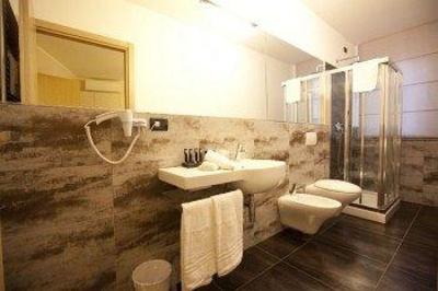 фото отеля Hotel La Meridiana Settimo Torinese