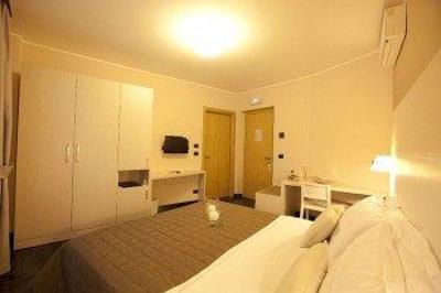 фото отеля Hotel La Meridiana Settimo Torinese