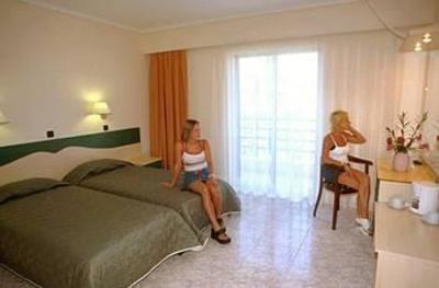 фото отеля Poseidon Hotel and Apartments