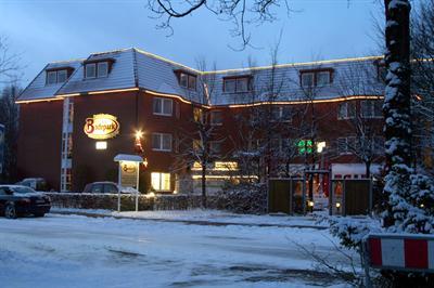 фото отеля Ringhotel Am Badepark