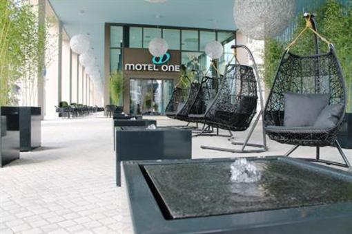 фото отеля Motel One Dresden am Zwinger