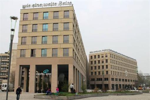 фото отеля Motel One Dresden am Zwinger
