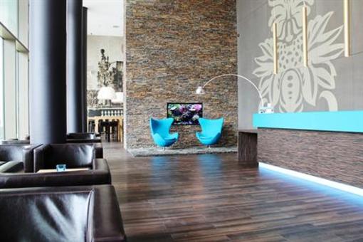 фото отеля Motel One Dresden am Zwinger