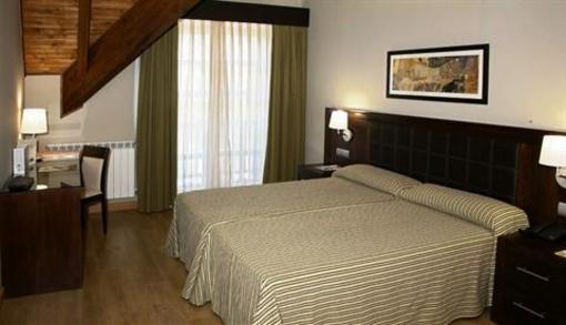 фото отеля Aragon Hills Hotel & Spa Sallent de Gallego